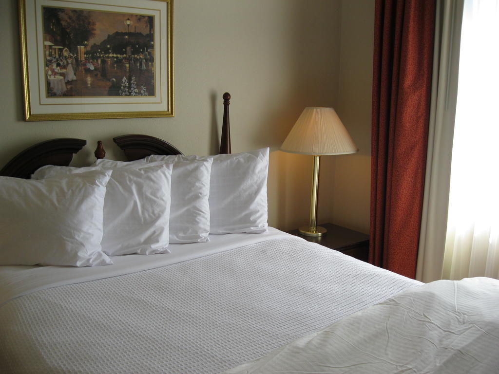 Duncan Chisholm Suite Hotel חדר תמונה
